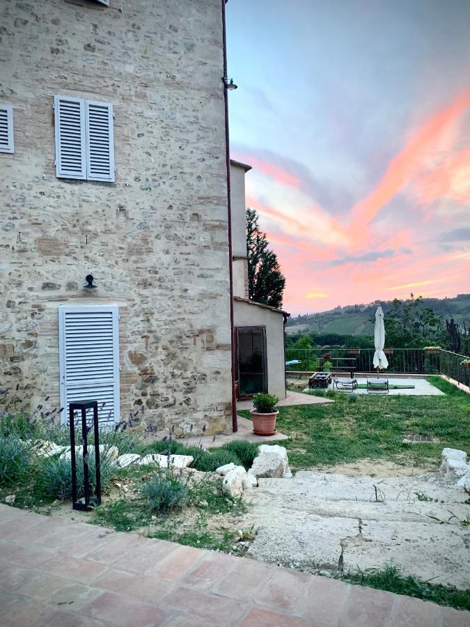 Birillo 1824 Hotel Poggibonsi Buitenkant foto