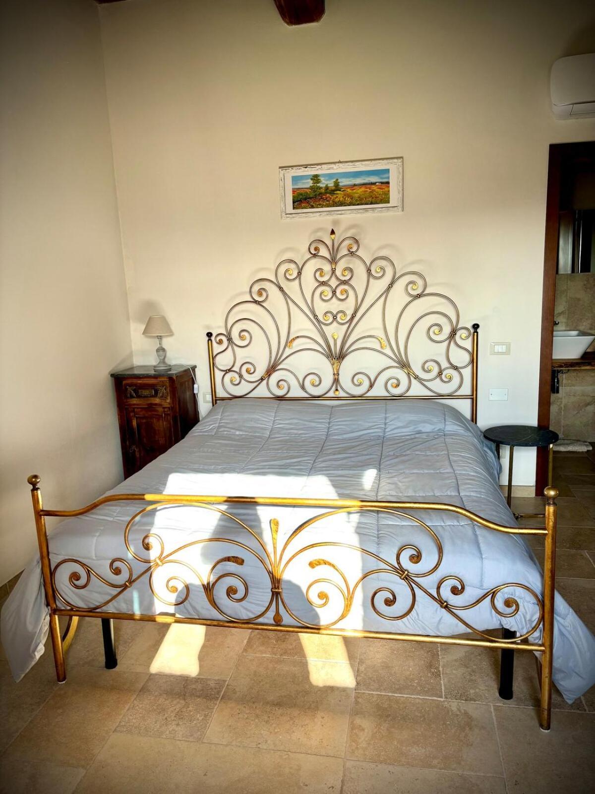 Birillo 1824 Hotel Poggibonsi Buitenkant foto
